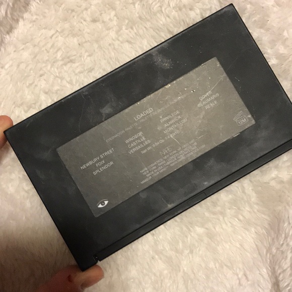 NARS Loaded Eyeshadow Palette - Picture 3 of 3